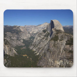 Den Yosemite dalen och den halva kupolen från Musmatta