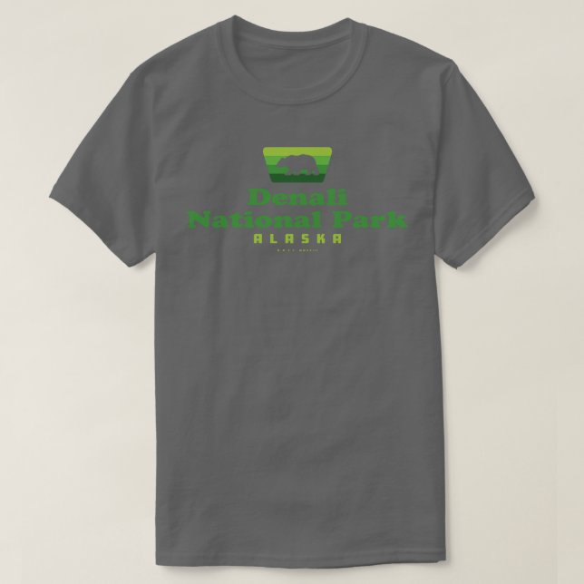 Denali National Park Retro Badge Bear Grönt T Shirt (Design framsida)