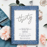 Denim Diamond Glitter Ram Simple 30års födelsedag Inbjudningar<br><div class="desc">En enkel,  modern,  elegant- och chic-30års födelsedag-inbjudningsmall med en denim-bakgrund,  ord TRETY täckt av vita diamanter (simulerade,  inte verkliga diamanter) och i modernt kalligrafi-skript,  typografi i denim-blått samt en diamant (även simulerad!) ram. En chic "denim and diamonds"-design för en kvinna på hennes trettioårsdag.</div>