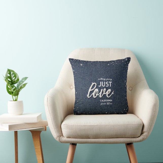 Denim Diamonds Elegant Just Kärlek Wedding Favor Kudde (Stol)
