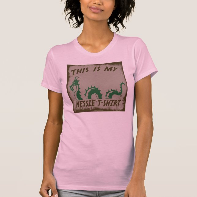 DENNA ÄR MIN NESSIET-TRÖJA T-SHIRT (Framsida)