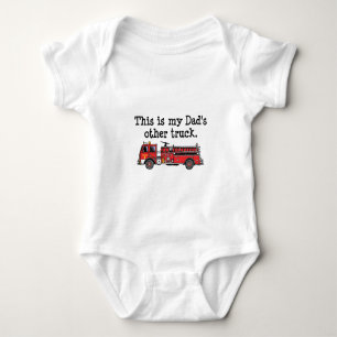 Denna är min pappa annan Truxk Tee Shirt