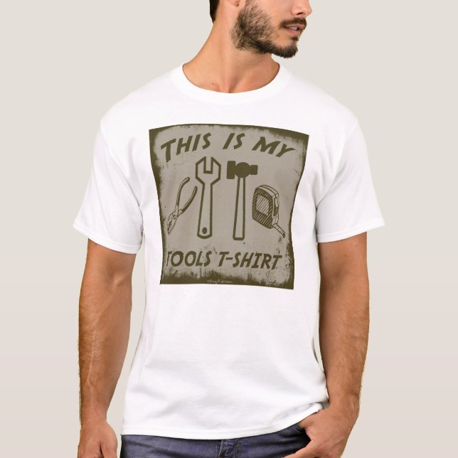 DENNA ÄR MIN VERKTYGT-TRÖJA T-SHIRT (Framsida)