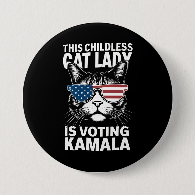 Denna barnlösa kattdam röstade på Kamala Harris 24 Knapp (Framsida)