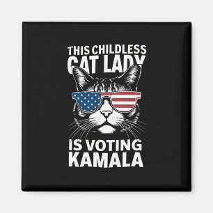 Denna barnlösa kattdam röstade på Kamala-Harris 24 Magnet