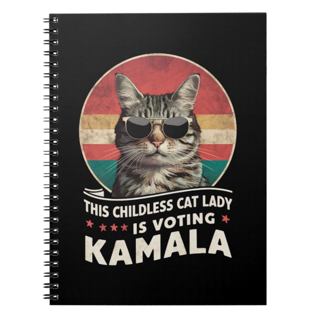 Denna barnlösa kattdamen röstar Kamala Anteckningsbok (Framsidan)