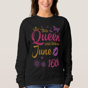 Denna drottning föddes den 16 juni Grattis på föde T Shirt