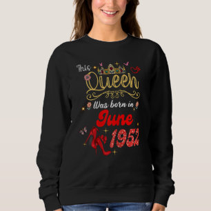 Denna drottning föddes i juni 1952, födelsedagen W T Shirt