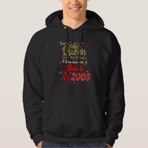 Denna drottning föddes i juni 2009 hoodie