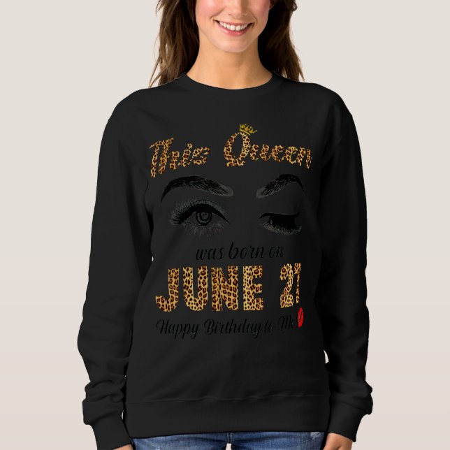 Denna drottning föddes i juni 27 Grattis på födels T Shirt (Framsida)