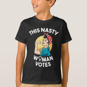 Denna elaka kvinna röstar feminist på Biden och Ha T Shirt