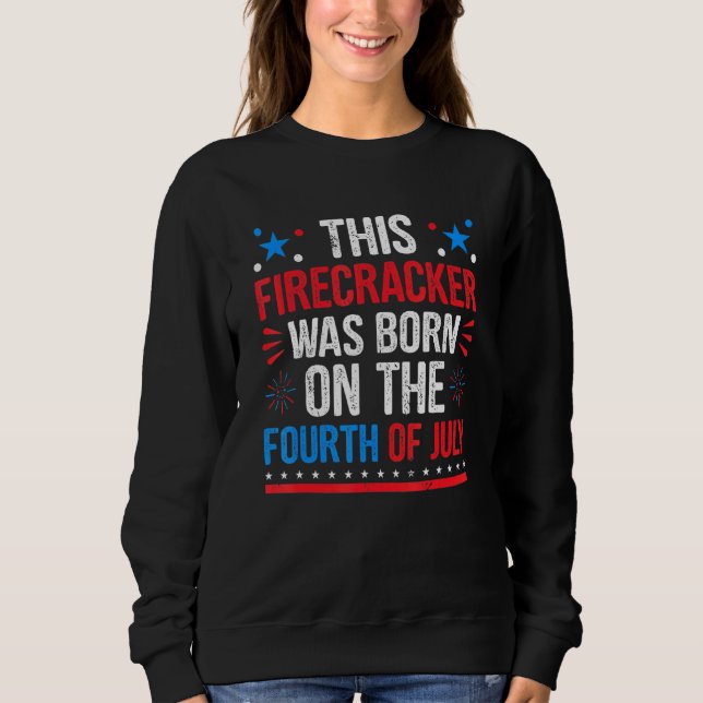 Denna förbrytare föddes den fjärde juli bi t shirt (Framsida)