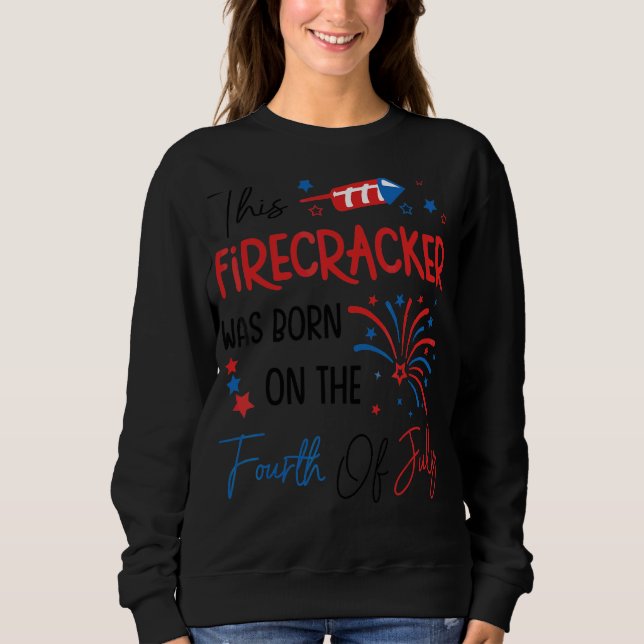 Denna förbrytare föddes den fjärde juli bi t shirt (Framsida)