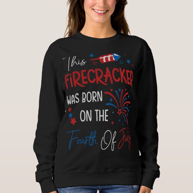Denna förbrytare föddes den fjärde juli bi t shirt (Framsida)