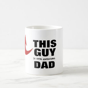 Denna grabb är en enorm pappakaffemugg kaffemugg