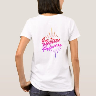 Denna grundläggande t-shirt kvinna. afghansk