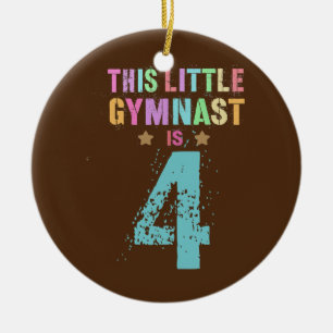 DENNA LILLA GYMNAST ÄR 4 Coolors 4e födelsedagen B Julgransprydnad Keramik