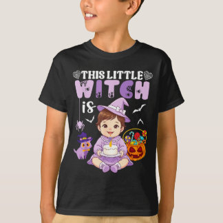 Denna lilla häxa är 1 år födelsedag halloween t shirt