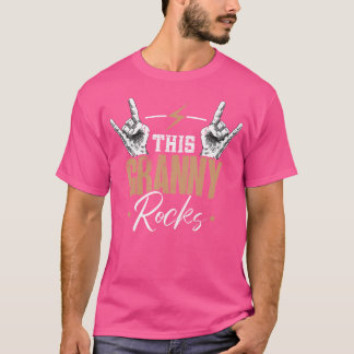 Denna mormor spelar elektronisk rockgitarr t shirt