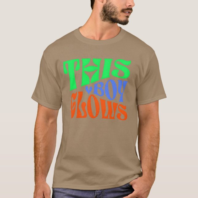 Denna pojke lyser Herr 80-tals Disco Pojkar Glöd D T Shirt (Framsida)