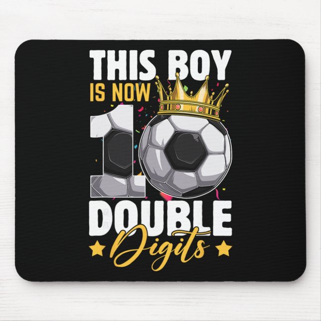 Denna pojke nu 10 Dubbla siffror Fotboll 10 år gam Musmatta (Framsidan)
