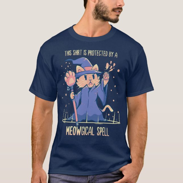 Denna skjorta skyddas av ett Meowgical pass T Shirt (Framsida)
