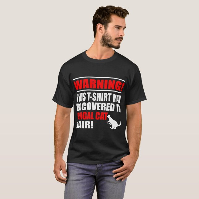 Denna T-tröjamaj som täckas i Bengal katthår T Shirt (Hel framsida)