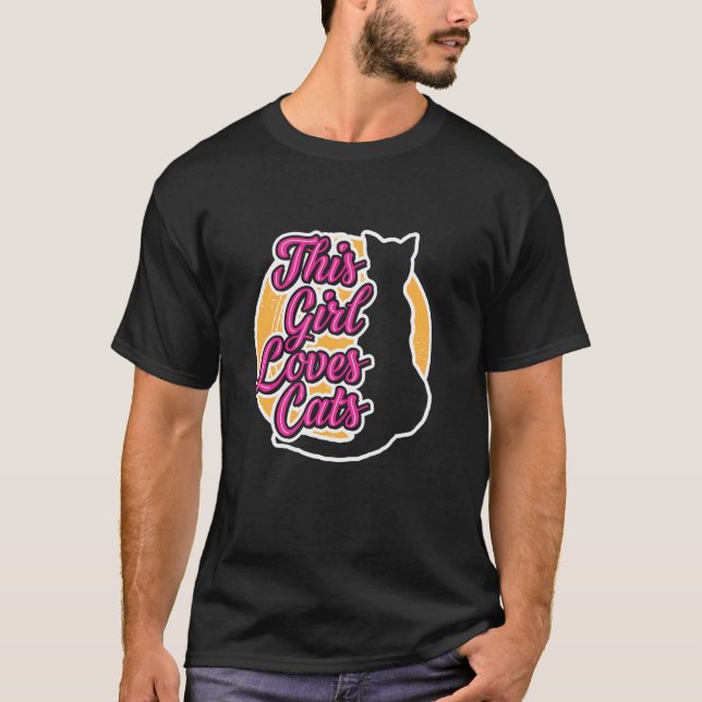 Denna tjej älskar katter t shirt (Framsida)