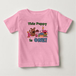 Denna valp är Tshirts en och gåvor