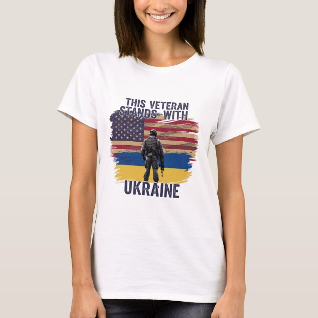 Denna veteran står med Ukraina 10  T Shirt (Framsida)