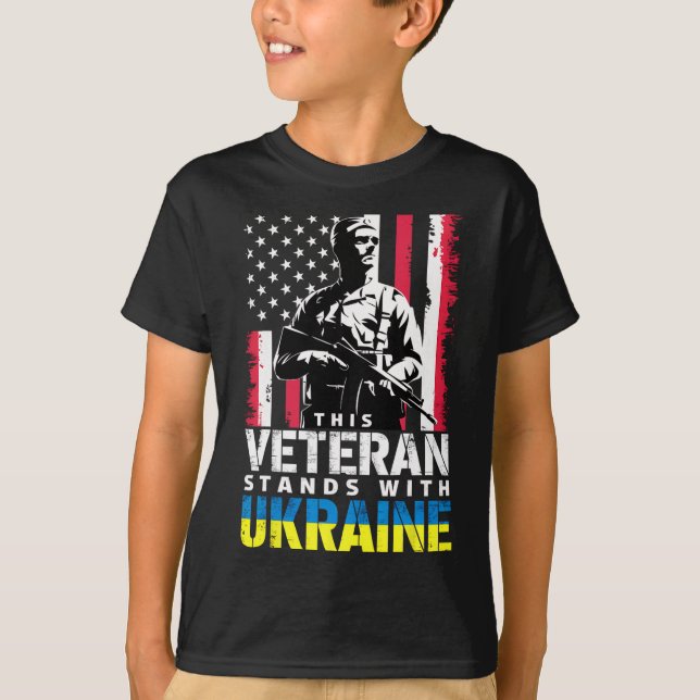 Denna veteran står med Ukraina 9  T Shirt (Framsida)