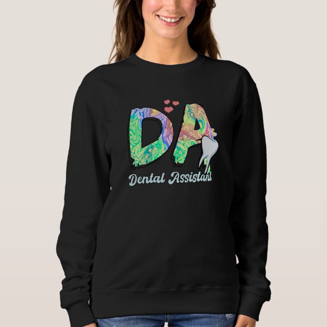 Dentalassistent vid tandtandtandkirurgi vid hjärtb t shirt (Framsida)