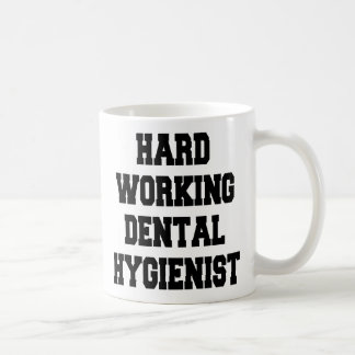 Dentalhygienist med hård funktion kaffemugg