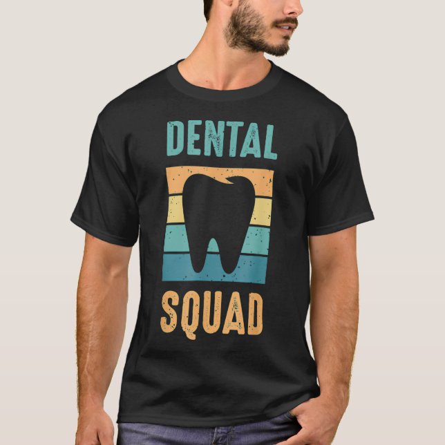 Dentalt fyrkantsformat för tandassistent t shirt (Framsida)