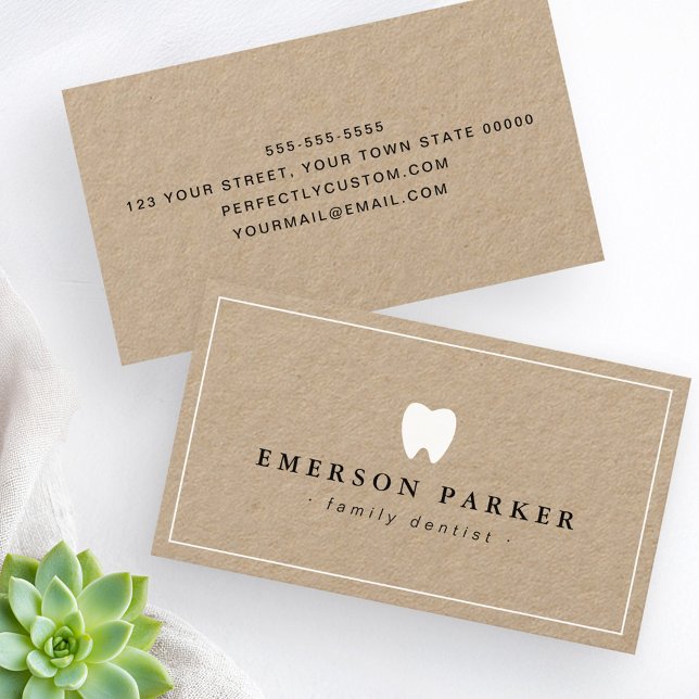 Dentist dentandand-logotyp modern Kraft papper Visitkort (Dentist dental tooth logo modern Kraft paper Business Card)