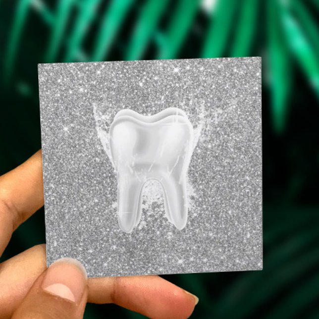Dentist Tooth Modern Silver Glitter Dental Clinic Fyrkantigt Visitkort (Skapare uppladdad)