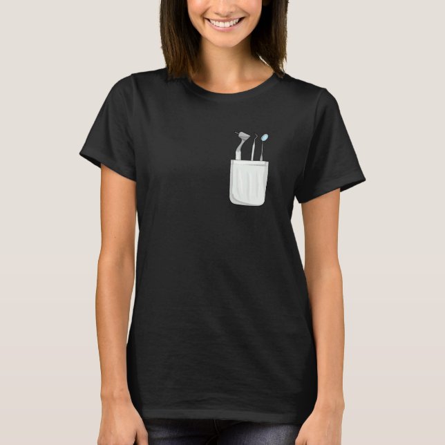 Dentistry Tools Orthondontist Dental Breast Pocket T Shirt (Framsida)