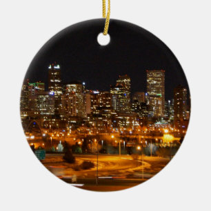 Denver på natten julgransprydnad keramik