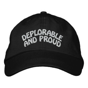 DEPLORABEL OCH STOLLIG BRODERAD KEPS