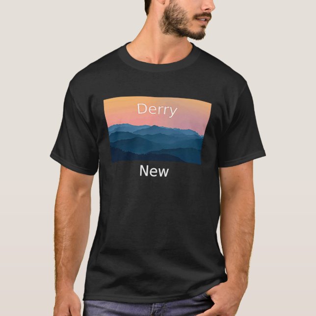 Derry New Hampshire Mountain sunset hometown T Shirt (Framsida)