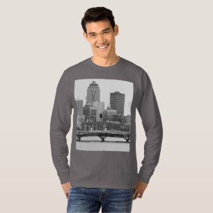 Des&moines in b&w T-Shirt