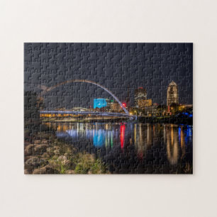 Des Moines skyline nattetid Pussel
