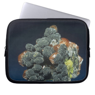 Descloizite på Calcite Laptop Fodral