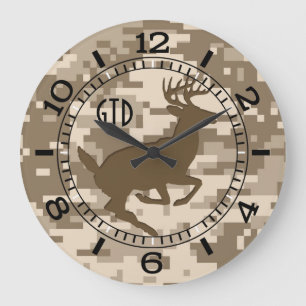 Desert Digital Camouflage Jumping Hjort Monogram Stor Klocka