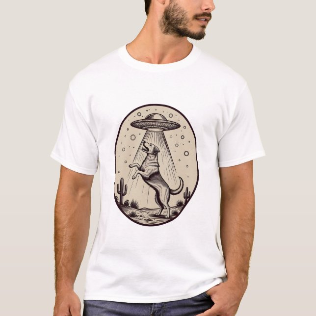 Desert Dog Abduction UFO Illustration T Shirt (Framsida)