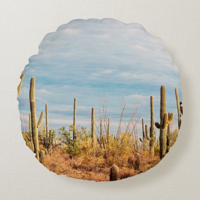 Desert med Saguaro cacti Rund Kudde (Framsidan)