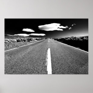 Desert Road i Black and White Poster