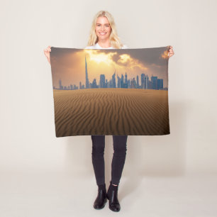 Deserts Dubais Skyline View från Sand Dune Fleecefilt