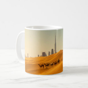 Deserts   Dubais Skyline View med Camels Kaffemugg