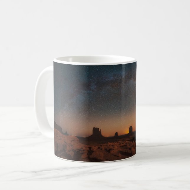 Deserts | Starry Himlar över ett ökenlandskap Kaffemugg (Framsida vänster)